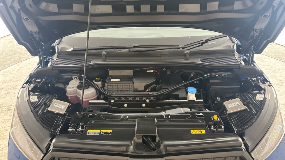 SKODA ENYAQ Image 16