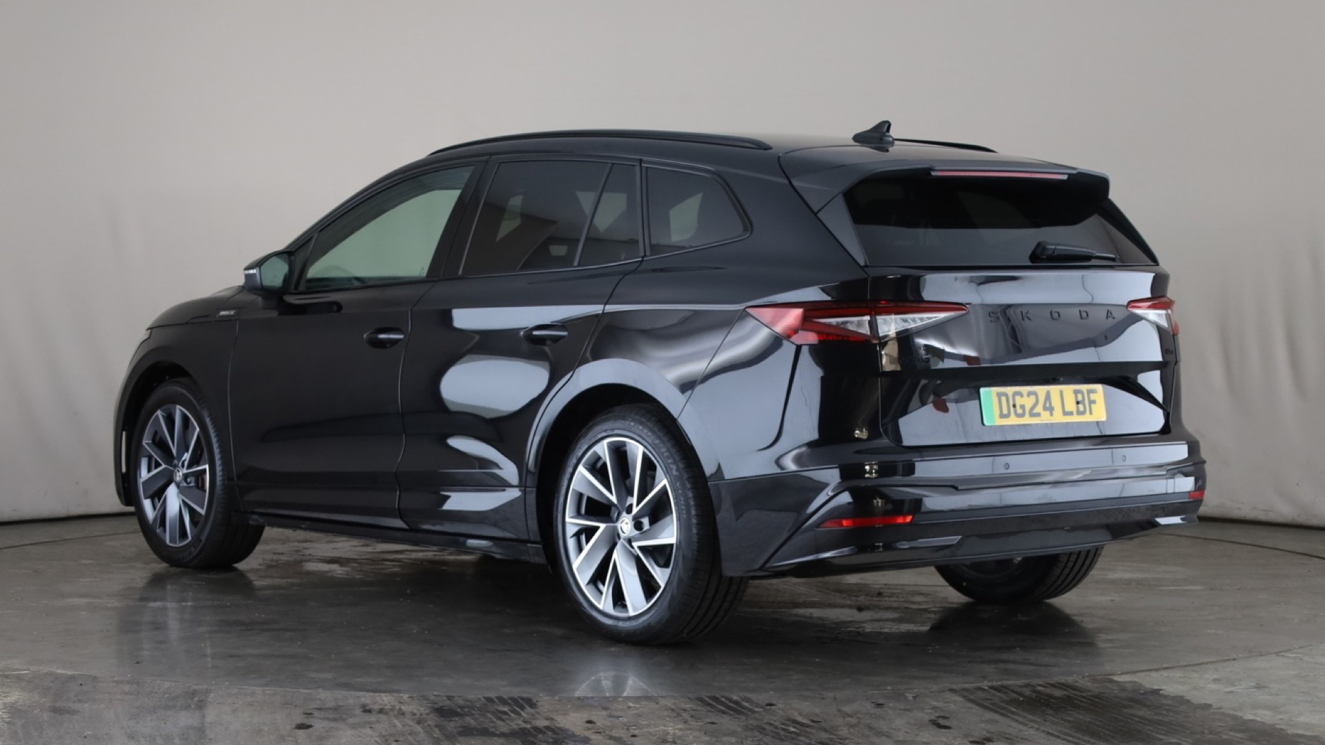 210KW 85x Sportline Plus 82KWh 4x4 5dr Auto