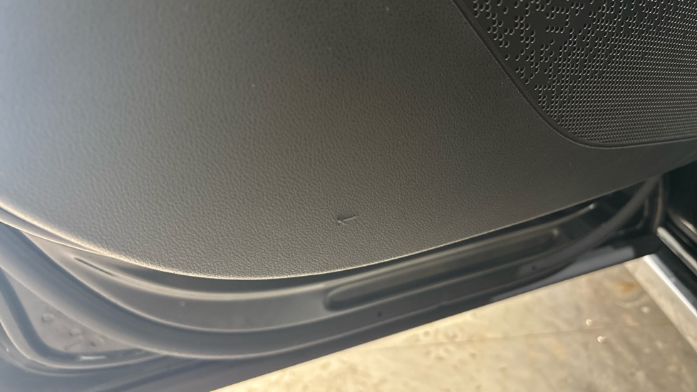 SKODA ENYAQ Scuff