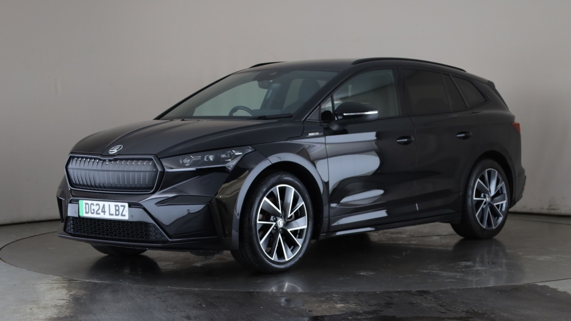 210KW 85x Sportline Plus 82KWh 4x4 5dr Auto