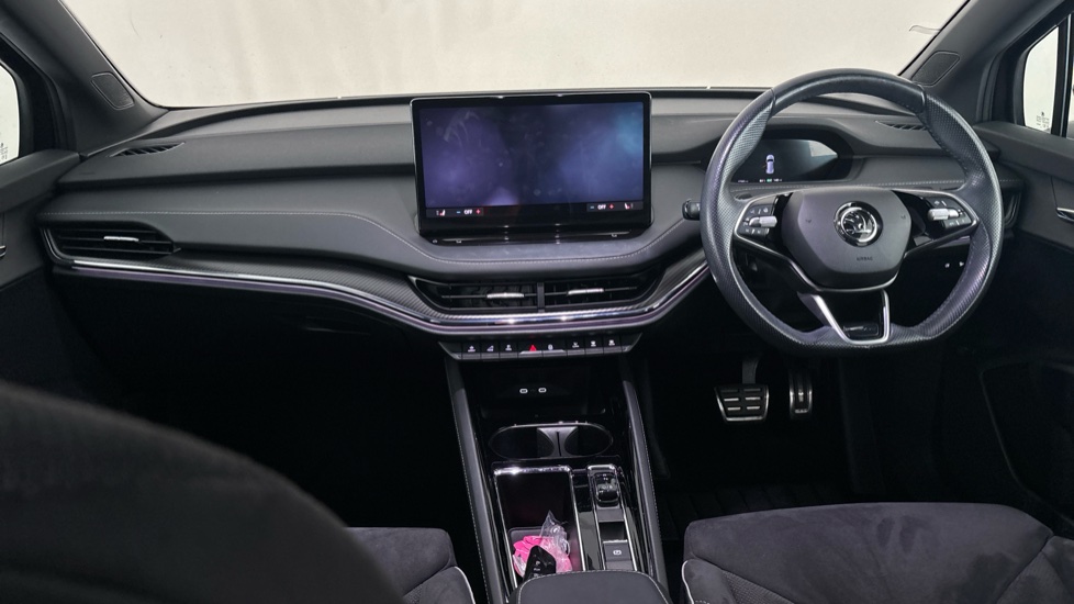 SKODA ENYAQ Image 11