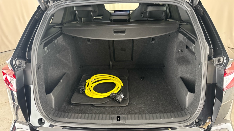 SKODA ENYAQ Image 15