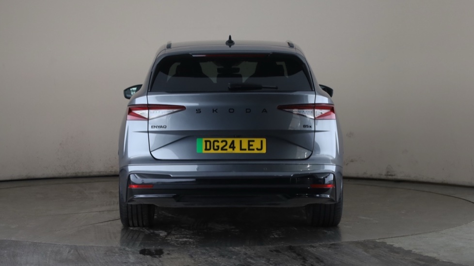 SKODA ENYAQ Image 4
