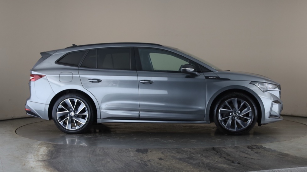 SKODA ENYAQ Image 6