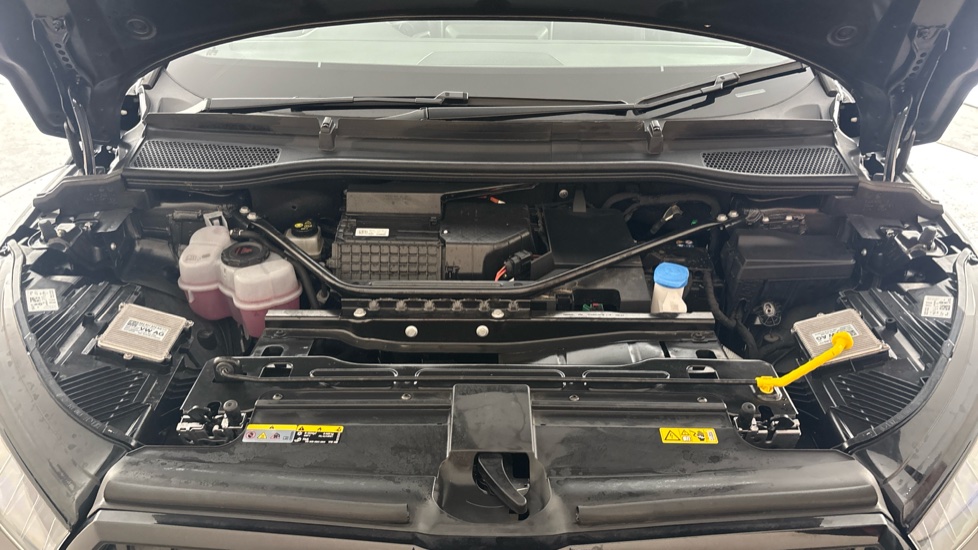 SKODA ENYAQ Image 16