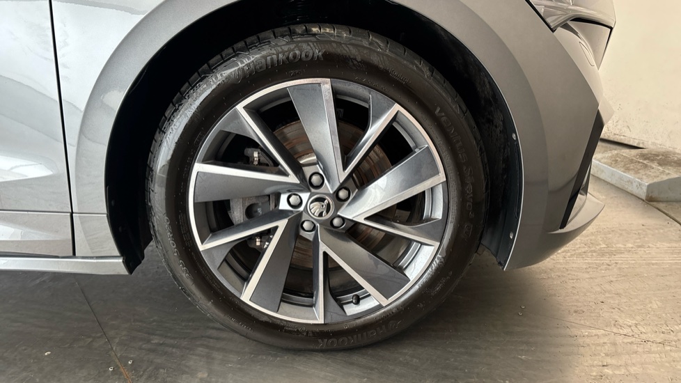 SKODA ENYAQ Image 20