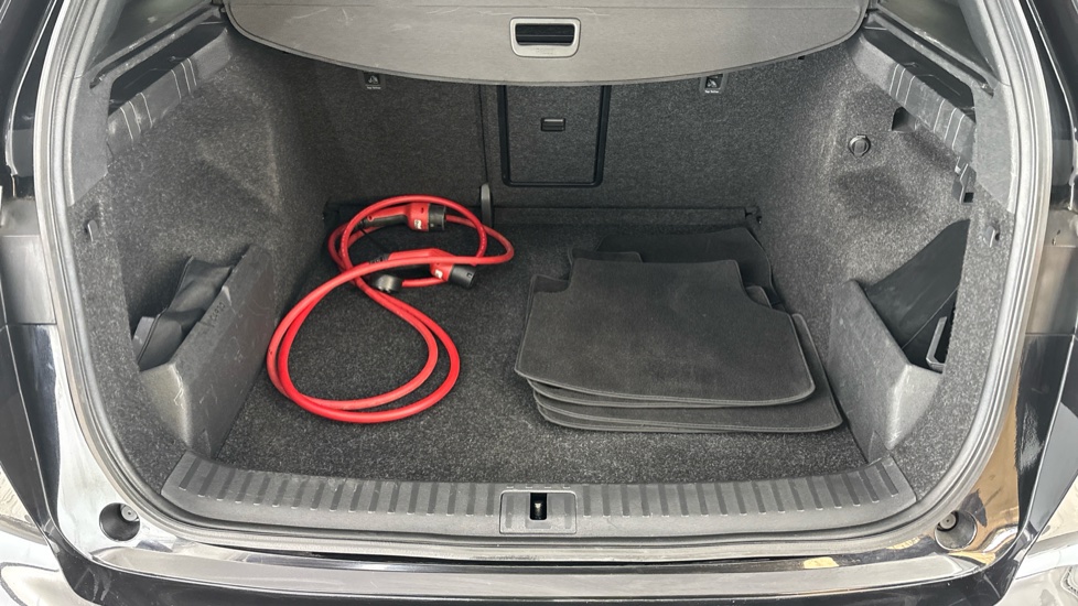 SKODA ENYAQ Image 15