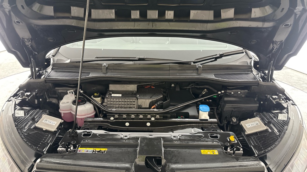 SKODA ENYAQ Image 16