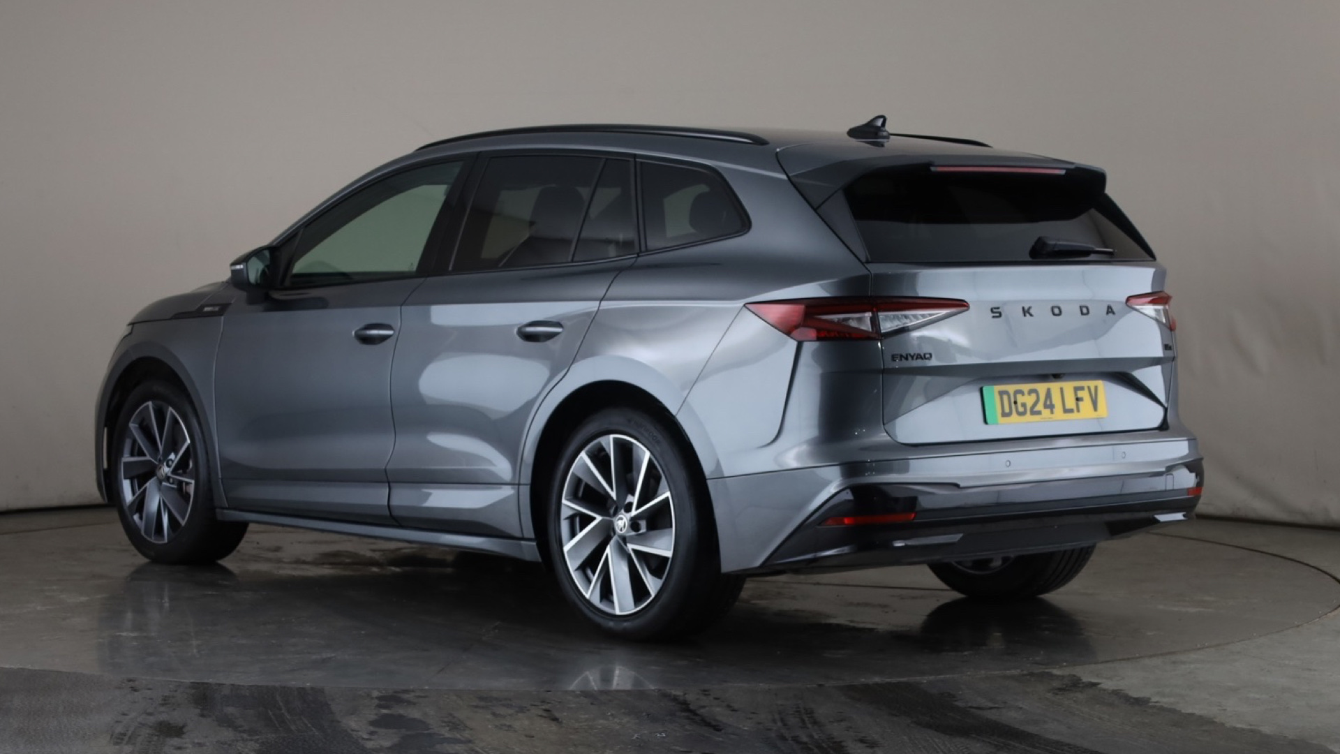210KW 85x Sportline Plus 82KWh 4x4 5dr Auto [2024]