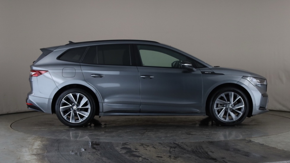 SKODA ENYAQ Image 6