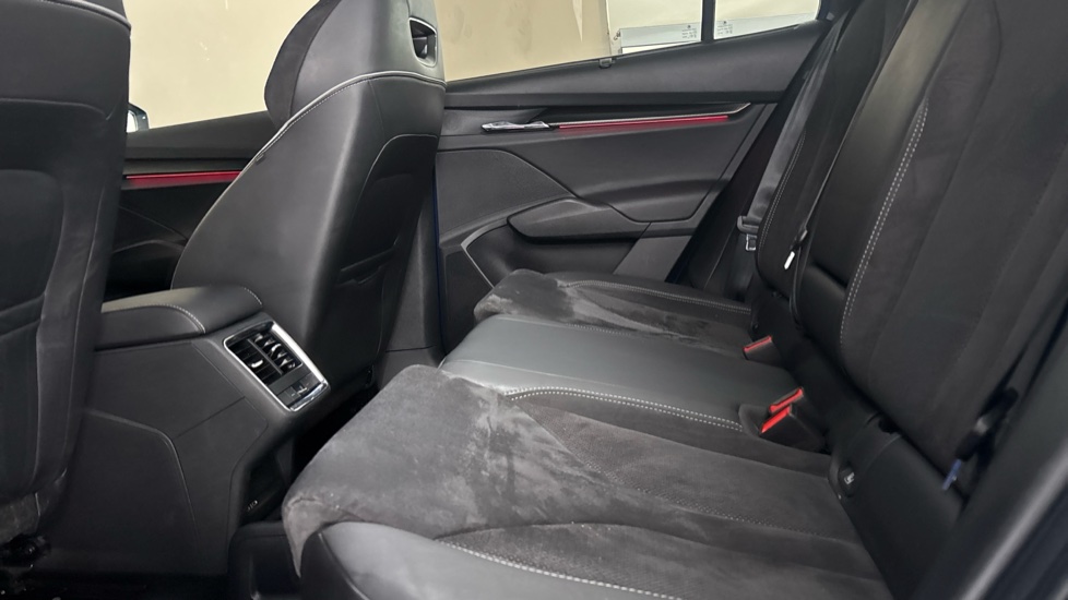 SKODA ENYAQ Image 14