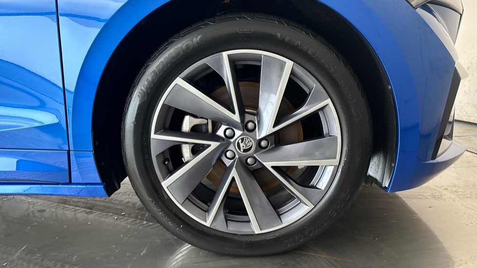 SKODA ENYAQ Image 20