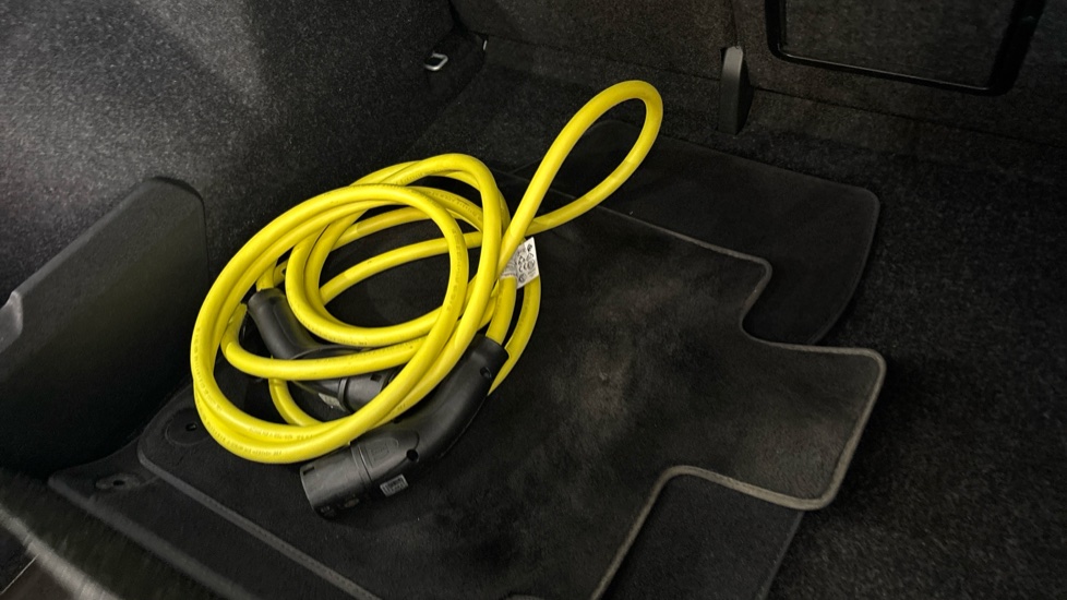 SKODA ENYAQ Image 22