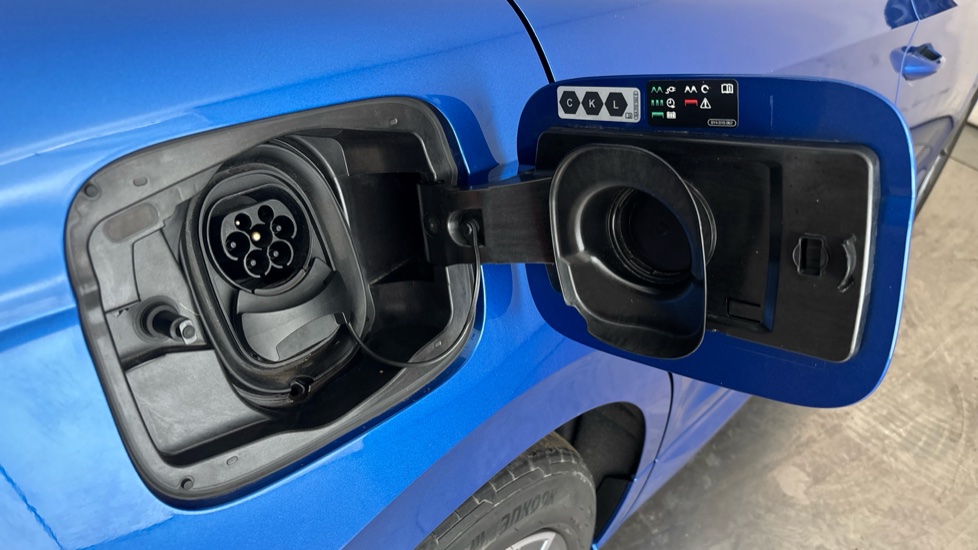 SKODA ENYAQ Image 21