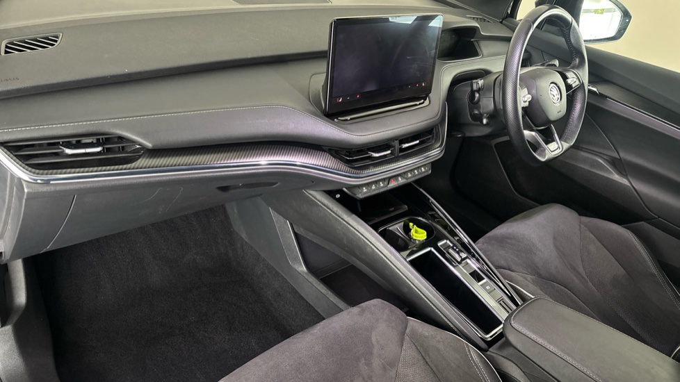 SKODA ENYAQ Image 10