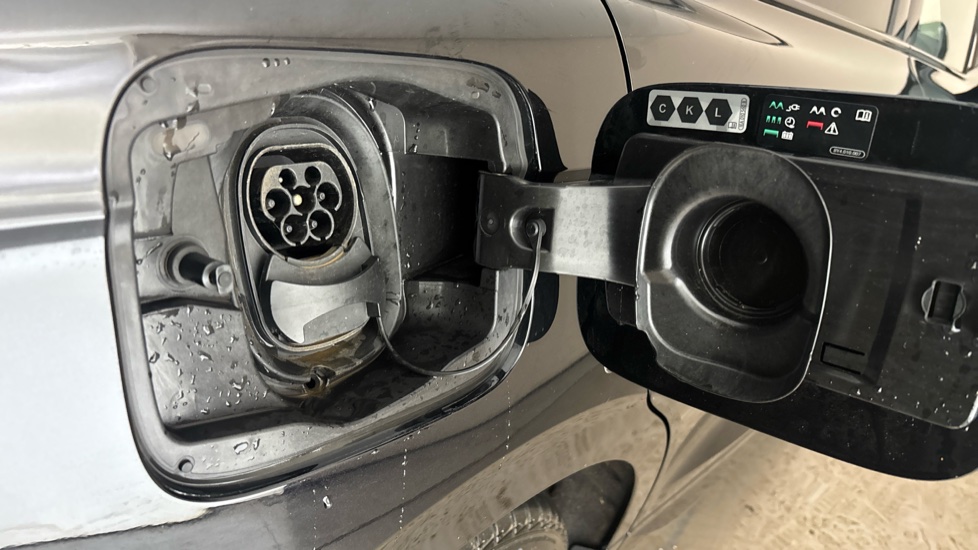 SKODA ENYAQ Image 21