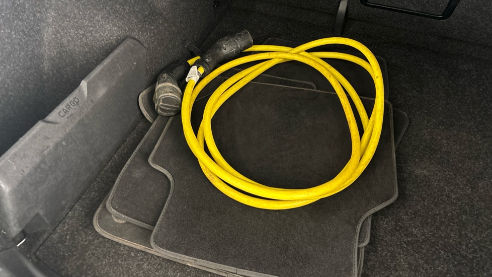 SKODA ENYAQ Image 22