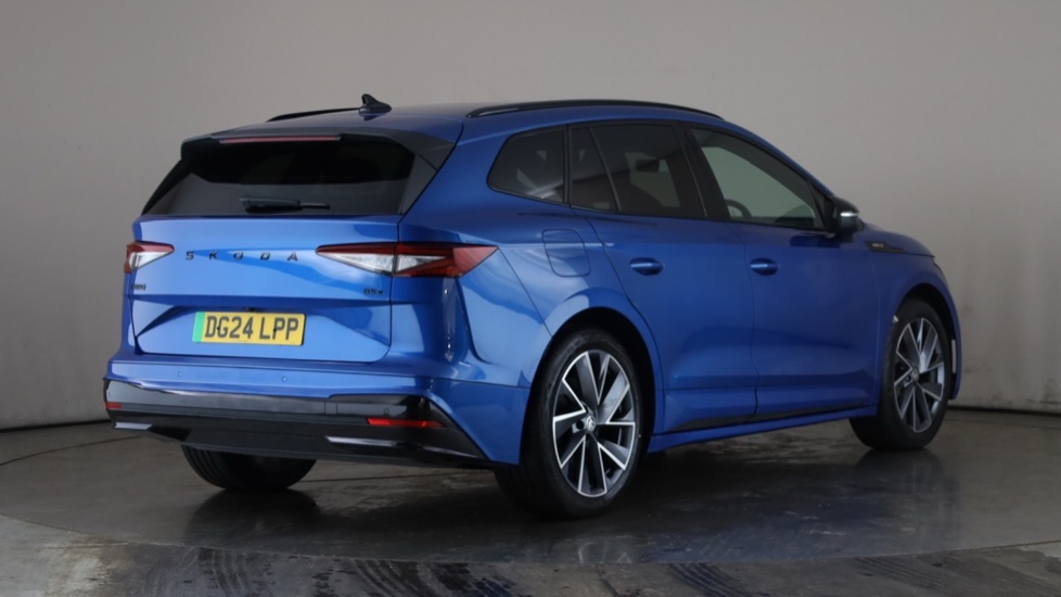 SKODA ENYAQ Image 5