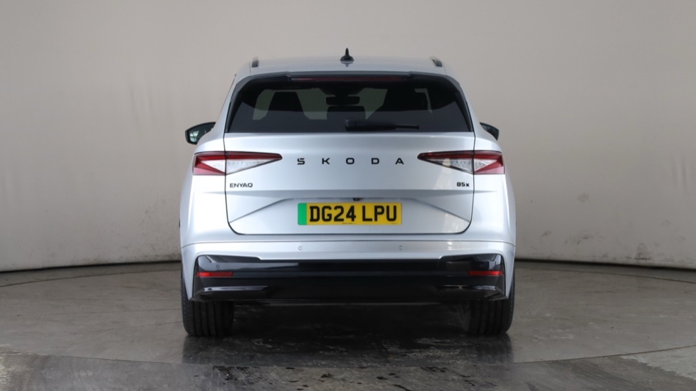 SKODA ENYAQ Image 4