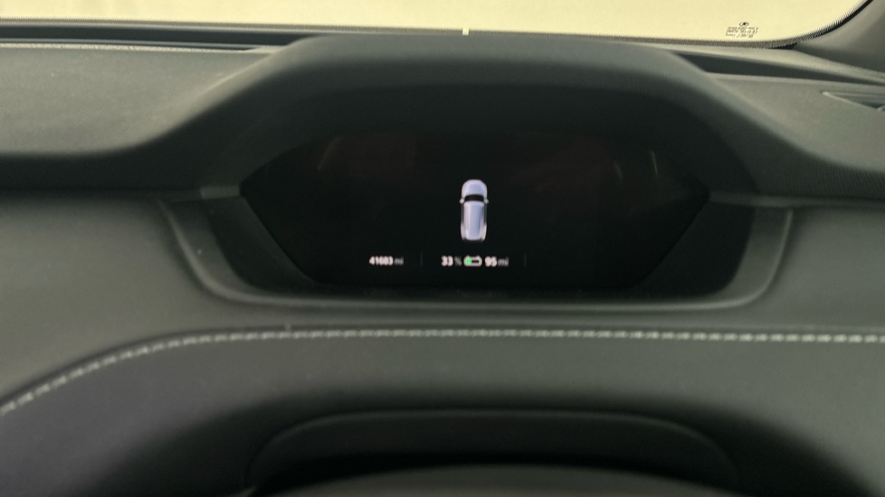 SKODA ENYAQ Image 13