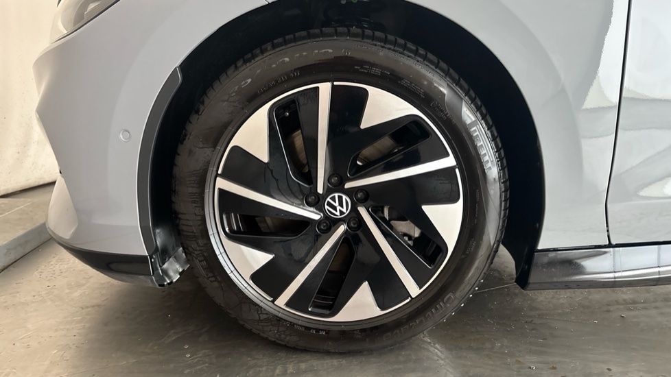 VOLKSWAGEN ID.7 Image 17