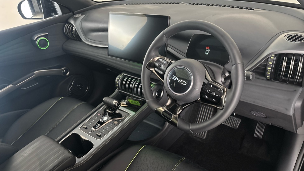 BYD ATTO 3 Image 9