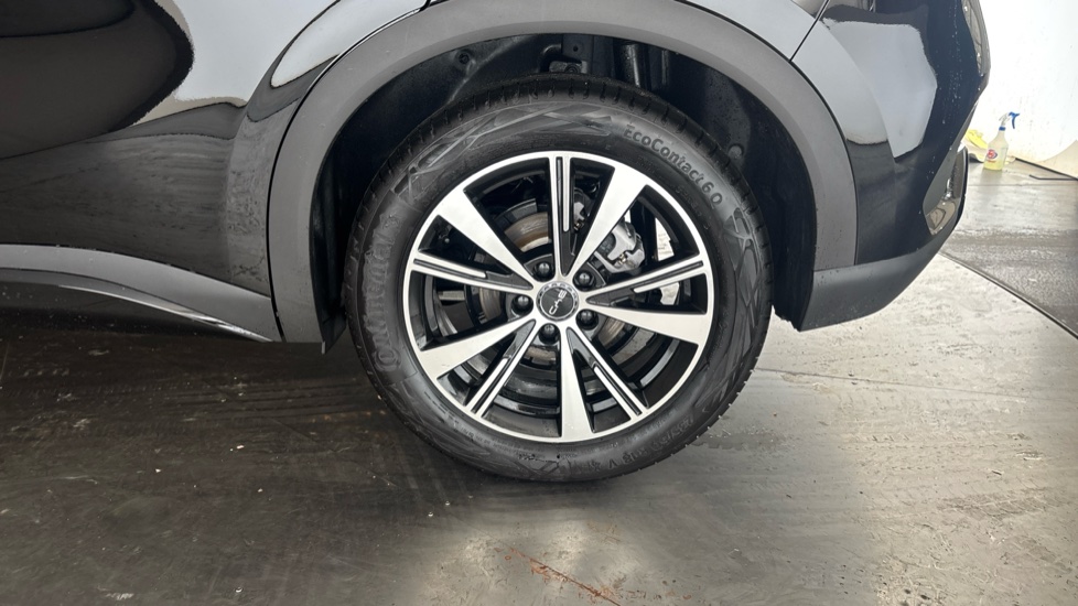 BYD ATTO 3 Image 18