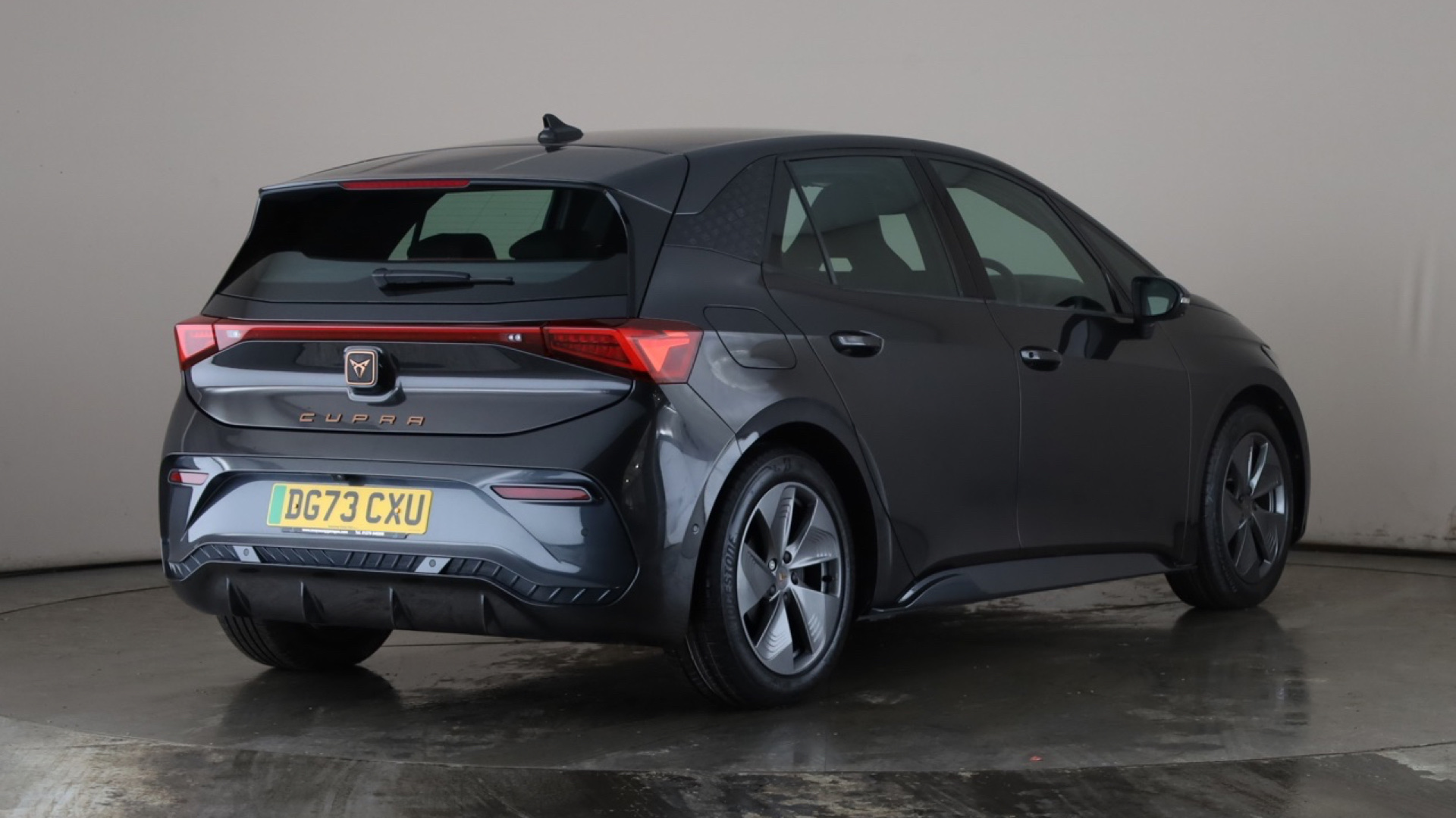 4020841 150kW V1 58kWh 5dr Auto