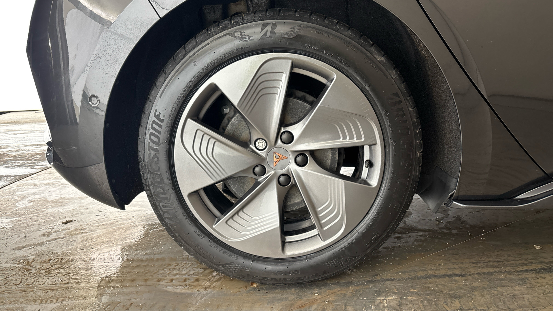 4020841 150kW V1 58kWh 5dr Auto