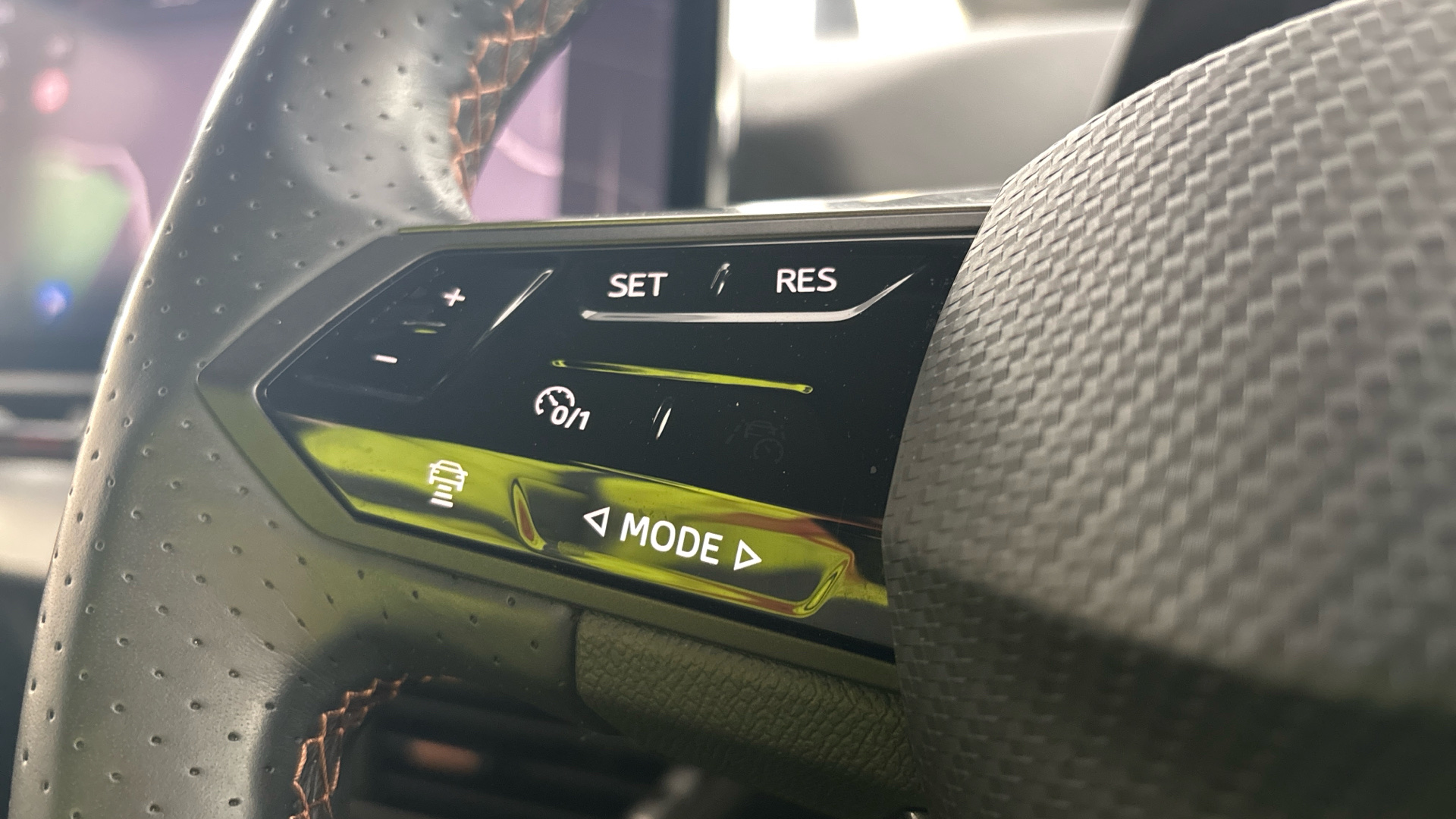 4020841 150kW V1 58kWh 5dr Auto