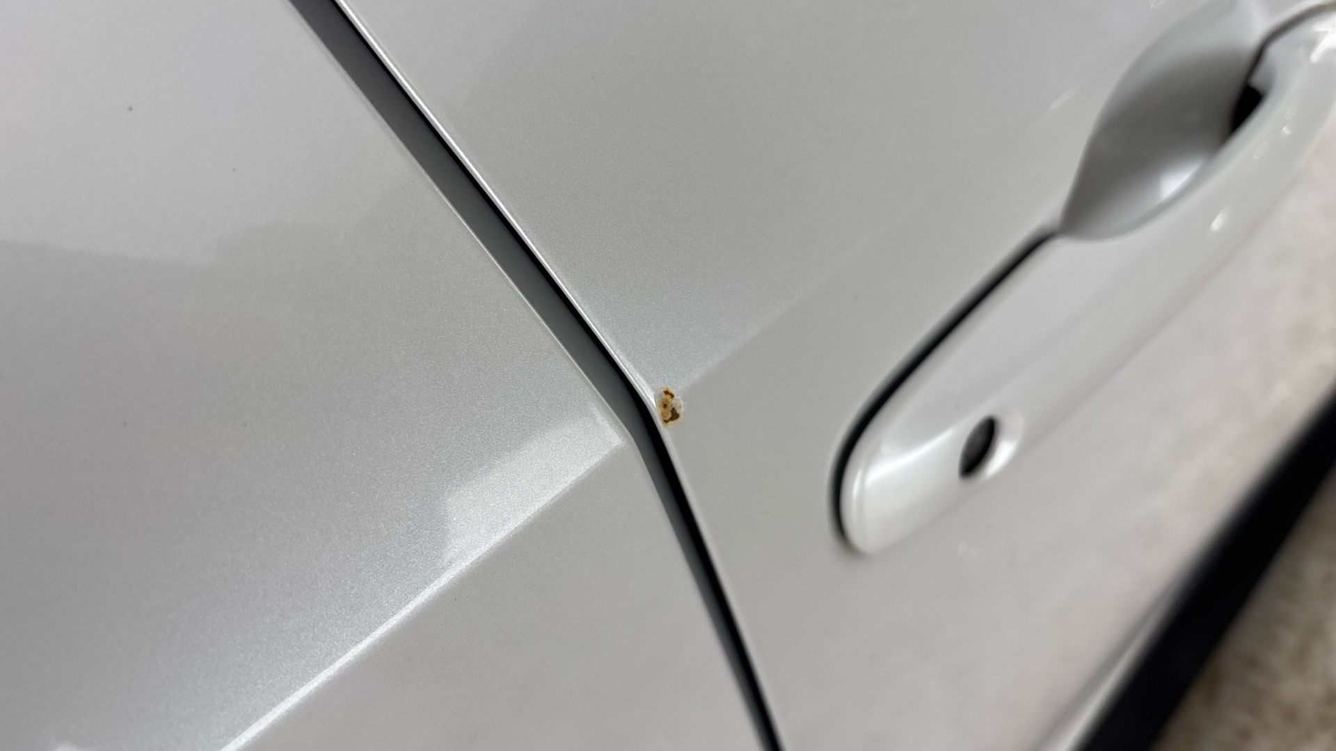 4058256 150kW Touring 71.4kWh 5dr Auto AWD