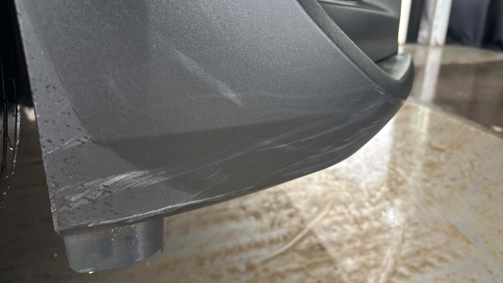 4058256 150kW Touring 71.4kWh 5dr Auto AWD