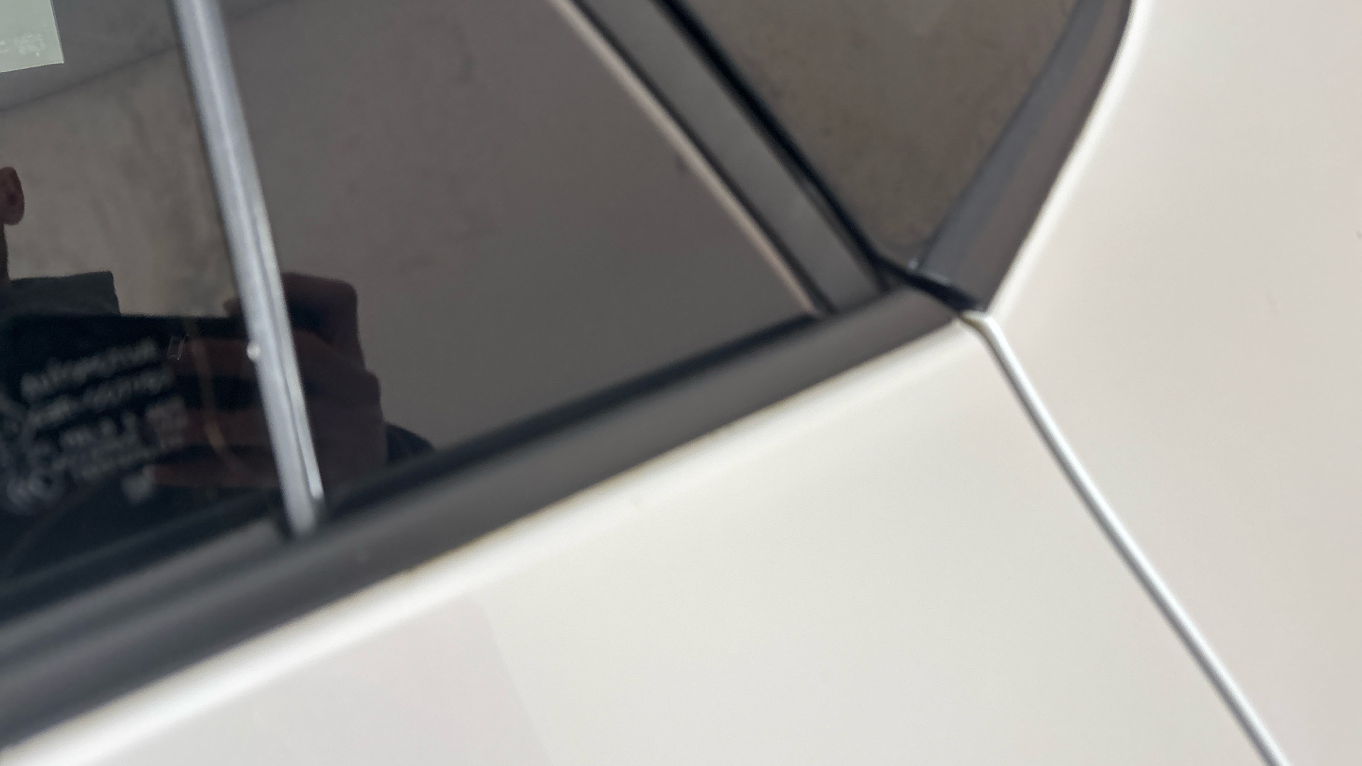 4058256 150kW Touring 71.4kWh 5dr Auto AWD