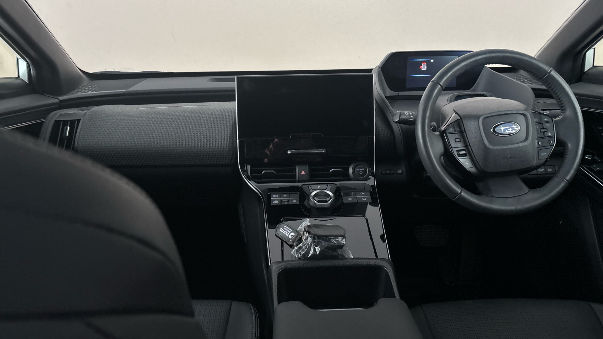 4058256 150kW Touring 71.4kWh 5dr Auto AWD