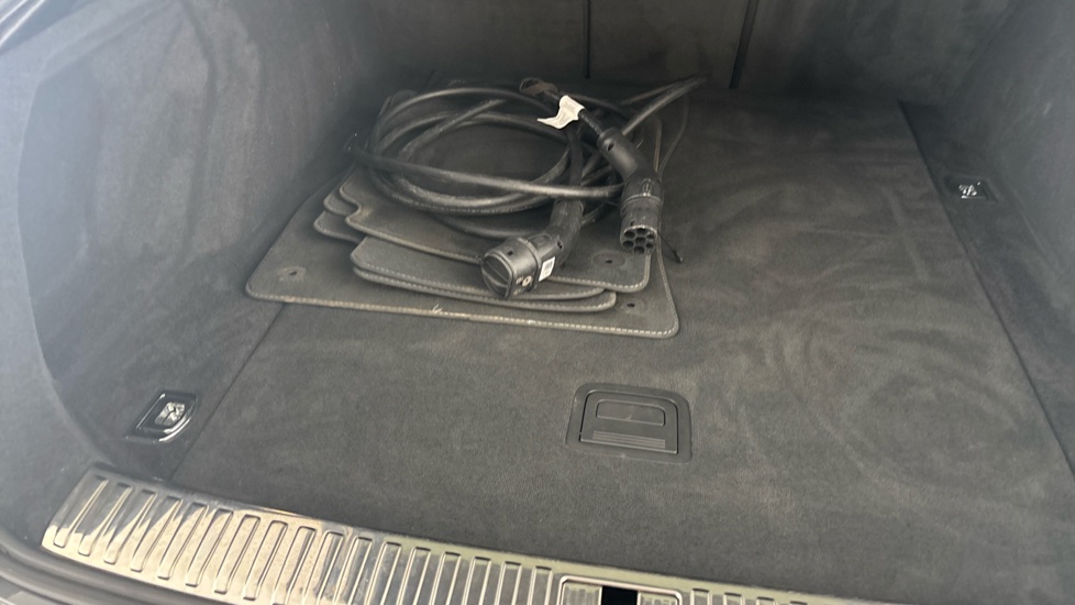 AUDI E-TRON Image 22