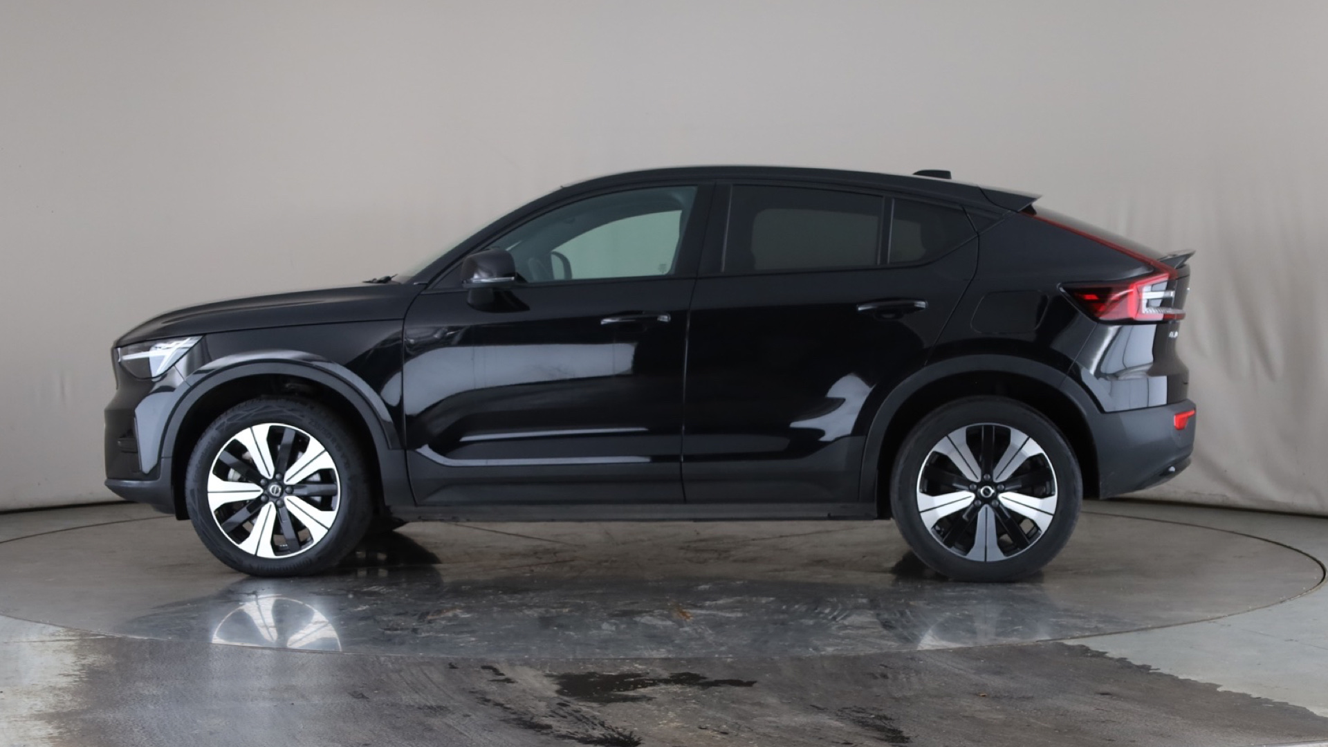 170kW Recharge Core 69kWh 5dr Auto