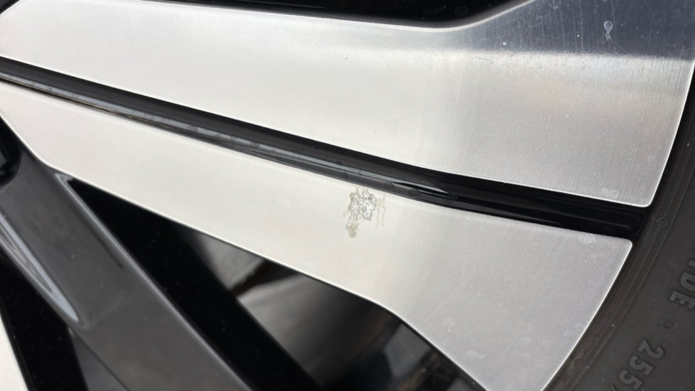 VOLVO C40 Corrosion
