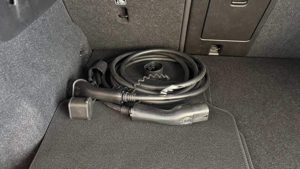 VOLVO C40 Image 22