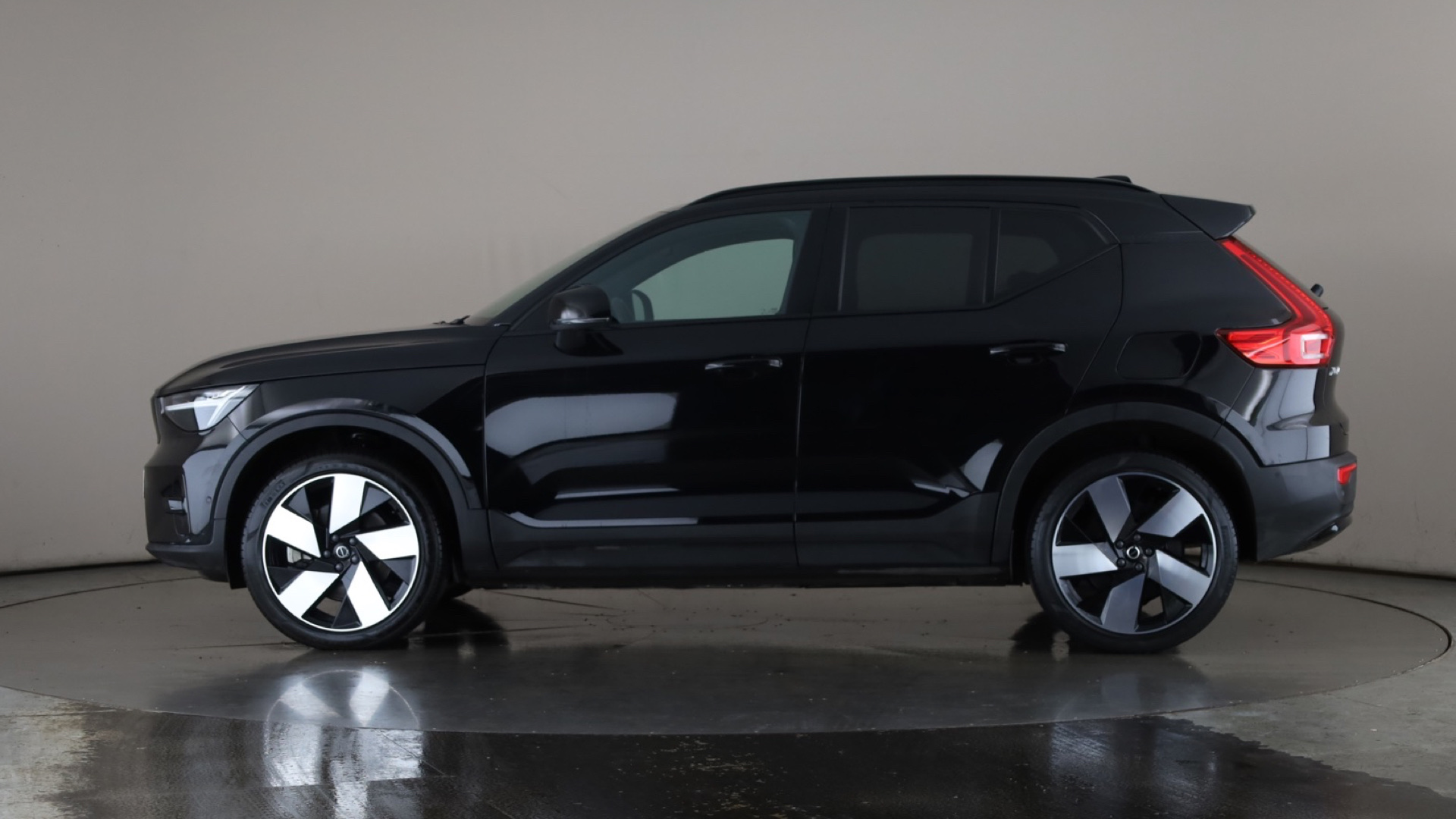 170kW Recharge Ultimate 69kWh 5dr Auto [2023]