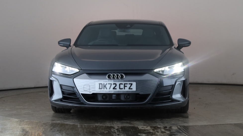 AUDI E-TRON GT Image 8