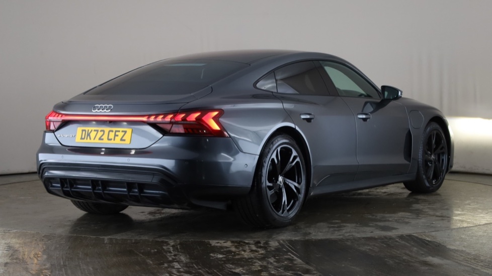 AUDI E-TRON GT Image 5