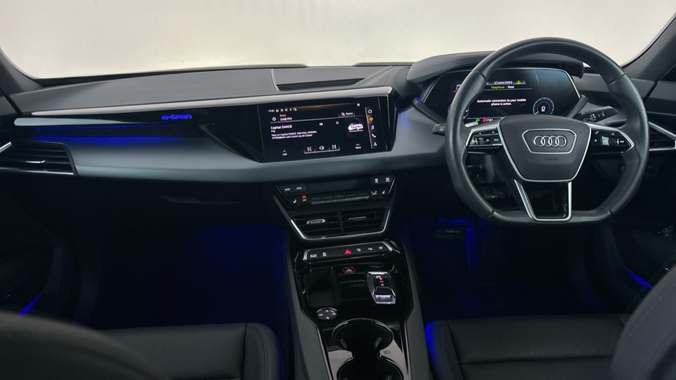 AUDI E-TRON GT Image 11