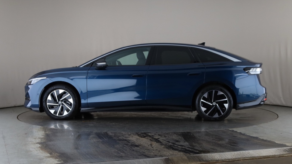 VOLKSWAGEN ID.7 Image 2