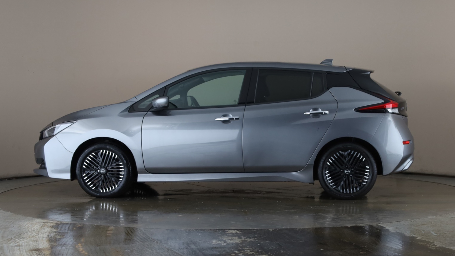 4020814 110kW N-Connecta 39kWh 5dr Auto