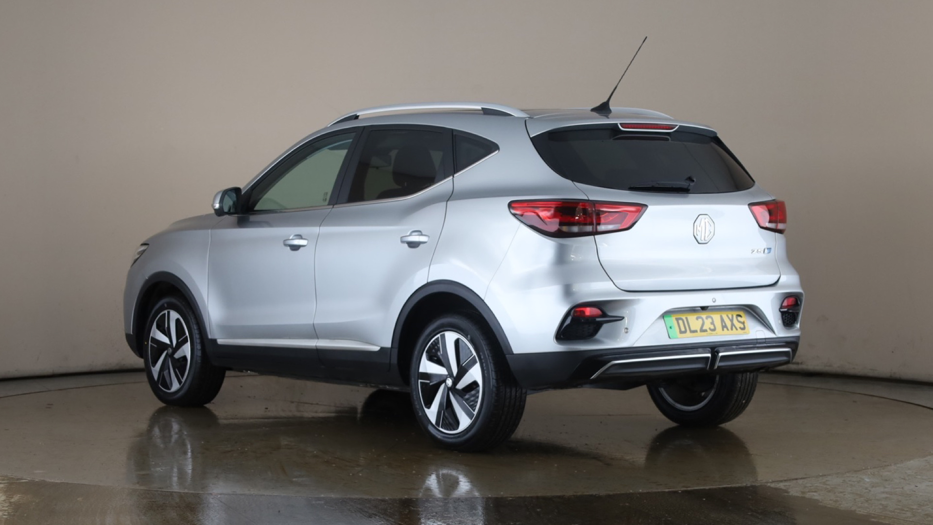 115kW Trophy EV Long Range 73kWh 5dr Auto [2023]