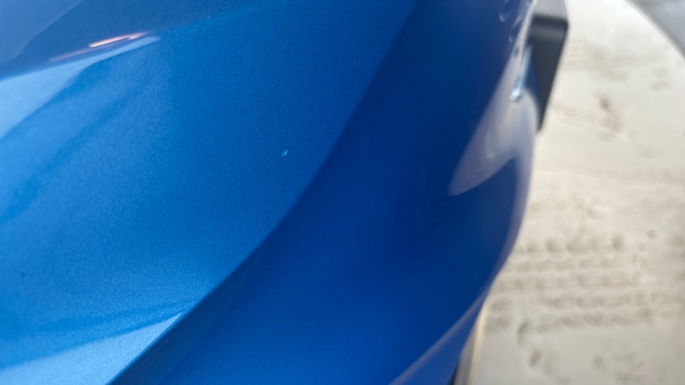 MG ZS chips