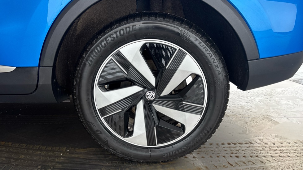 MG ZS Image 18