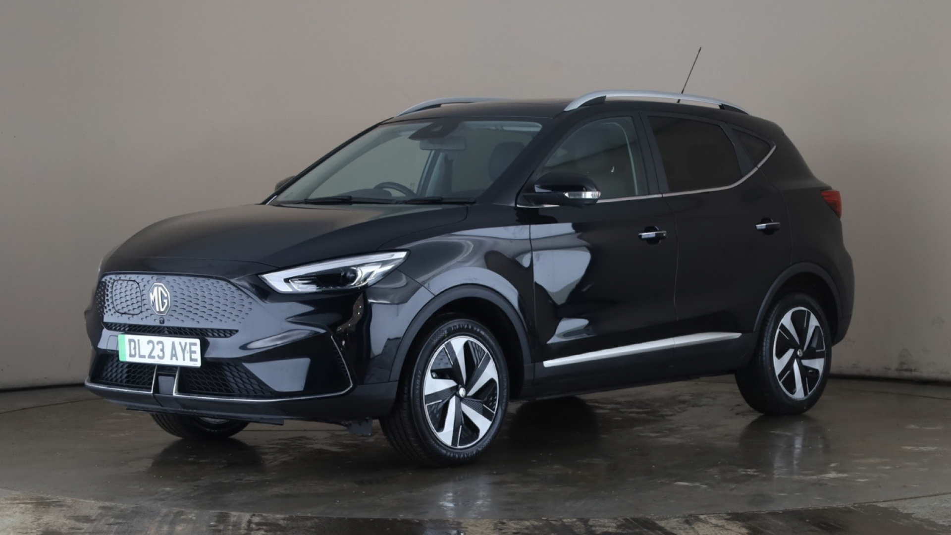 115kW Trophy EV Long Range 73kWh 5dr Auto [2023]