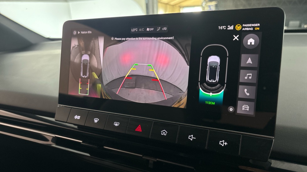 MG MG4 reverse camera