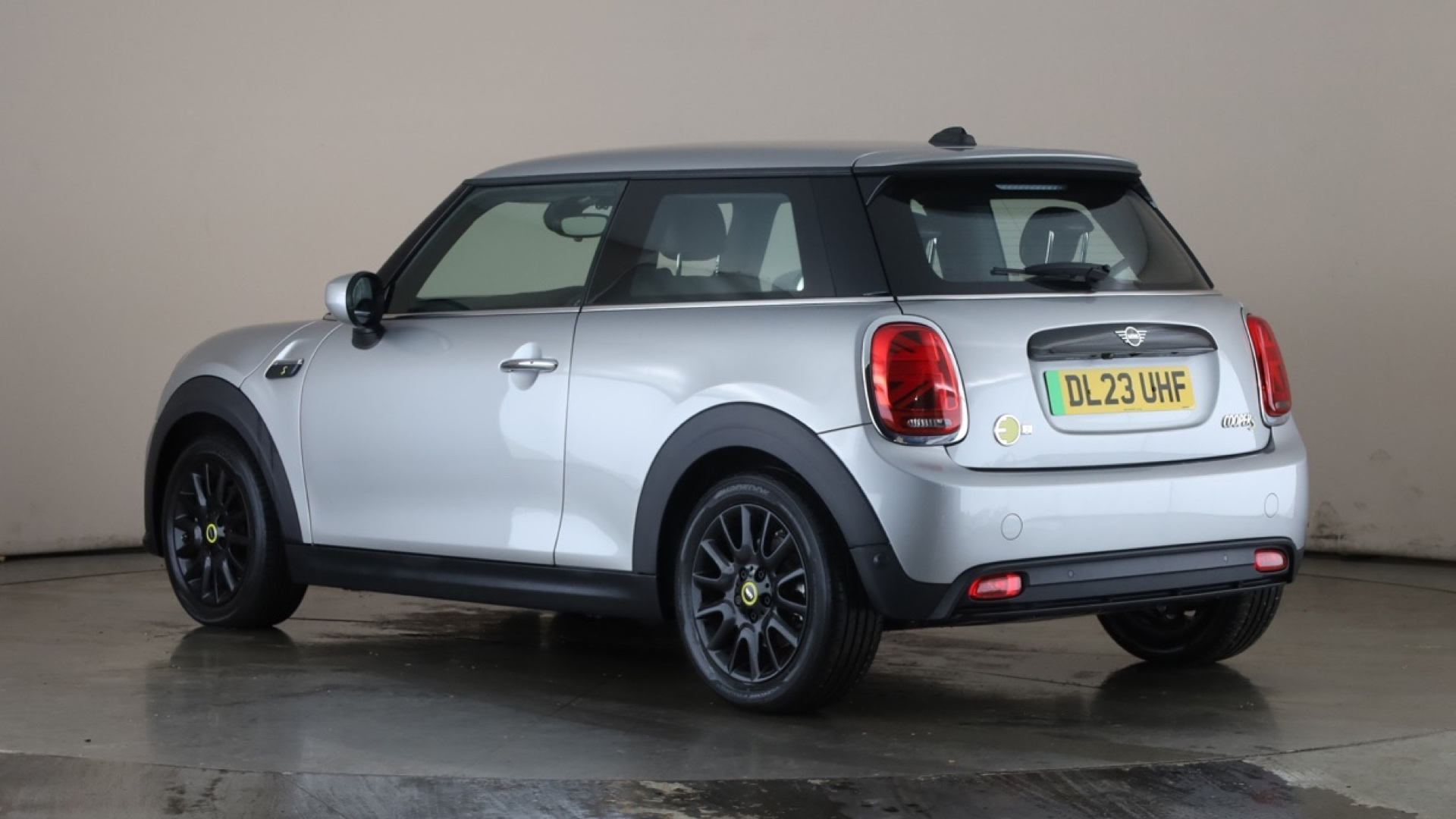 4020836 135kW Cooper S Level 2 33kWh 3dr Auto